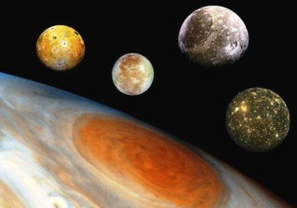 太阳系中的木星、土星、天王星和海王星是一团气吗？