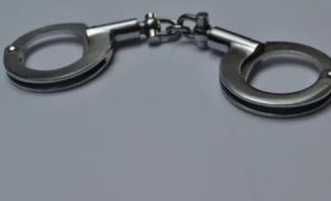 石家庄男子在家中遇害案纪实：案发现场出现大量泥灰