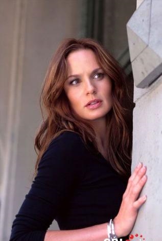 莎拉·韦恩·卡利斯