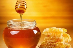 蜂蜜水是用开水冲还是用温水冲 蜂蜜水用多少度的水