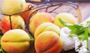 怀孕初期油桃可以吃吗