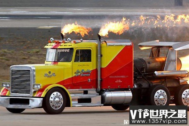 世界上速度最快的卡车 超级喷气式大卡车(时速644公里)