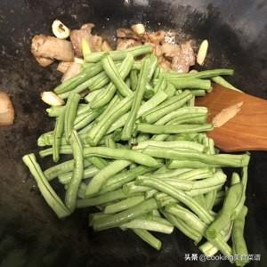 土豆豆角五花肉的做法家常菜（下饭的素菜菜谱）(8)